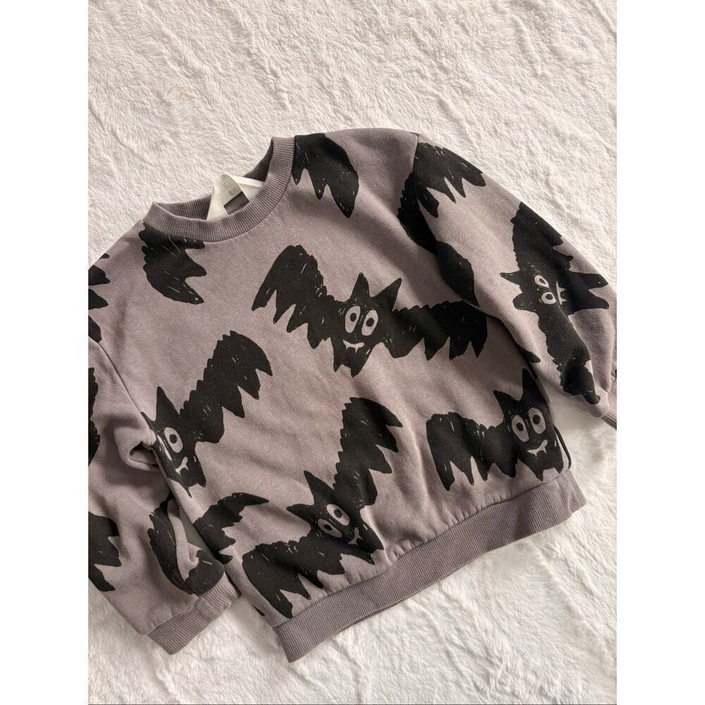 H&M Kids Bat Sweatshirt Gray Black Halloween Print Size 3/4